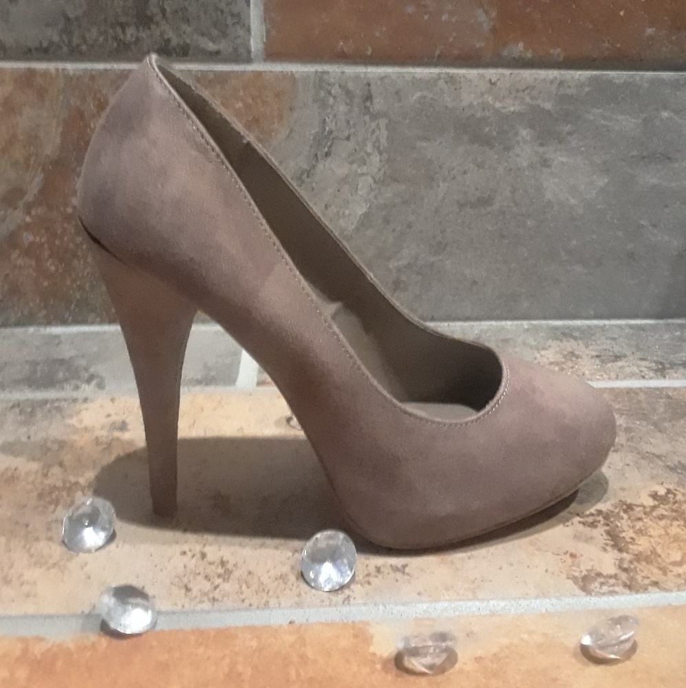 Pretty Pumps